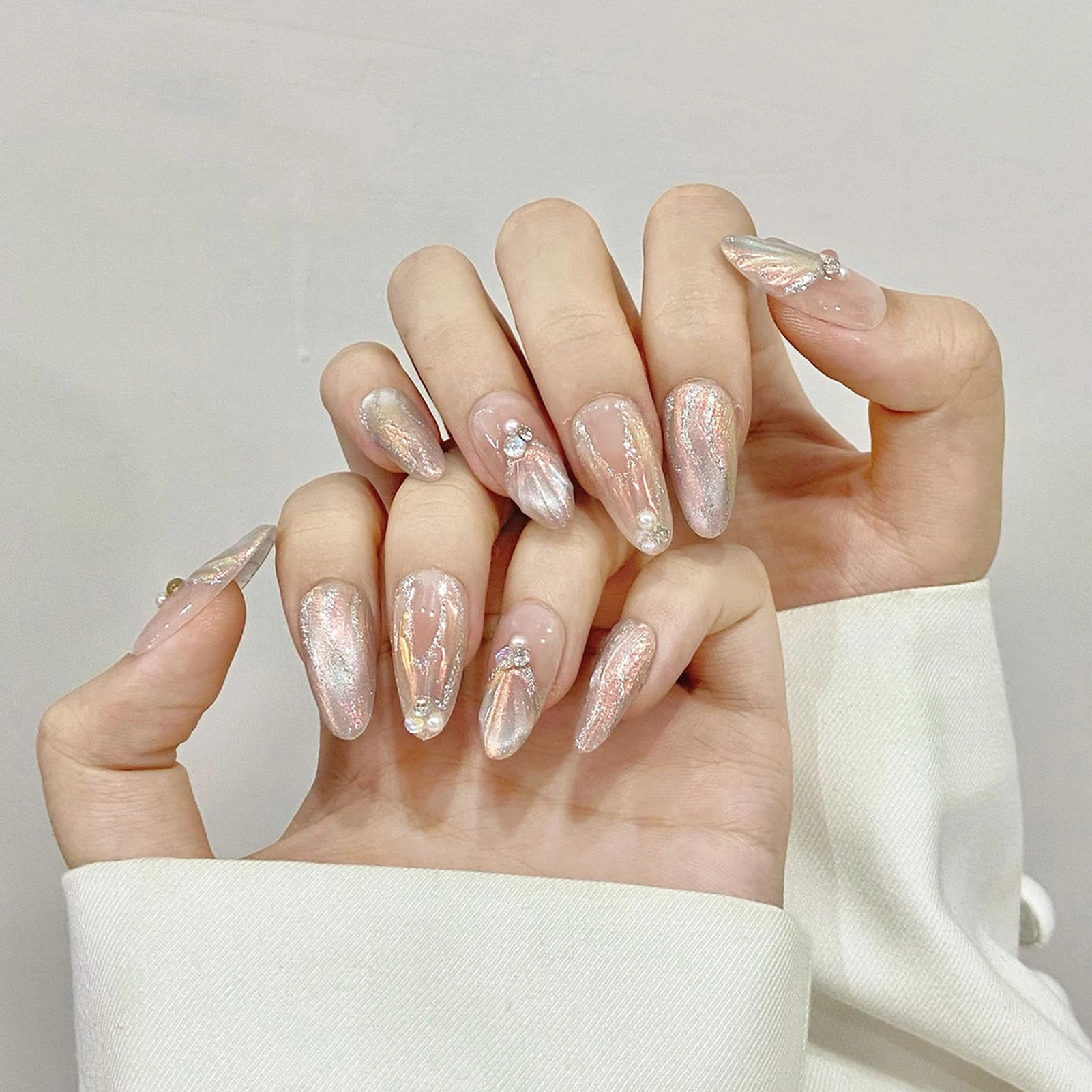 10pcs Handmade Mermaid False Nails 3D Summer Ocean Pearl Diamond Designs Press On Nails Aurora Blue Pink Almond Fake Nail Tips